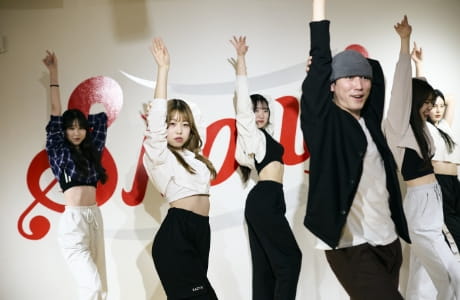 <div>K-POPダンスレッスン</div>